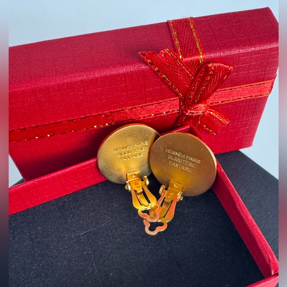Authentic Hermès Vintage Clou de Selle Earrings - Picture 2 of 3